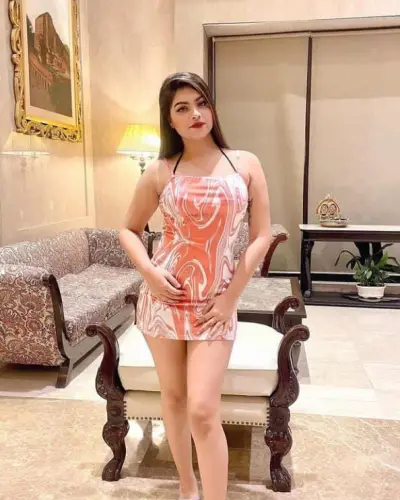 Escorts Service In East Lungdar